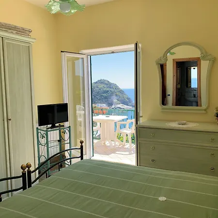 Casa 2* Sant'Angelo (Isola d'Ischia)